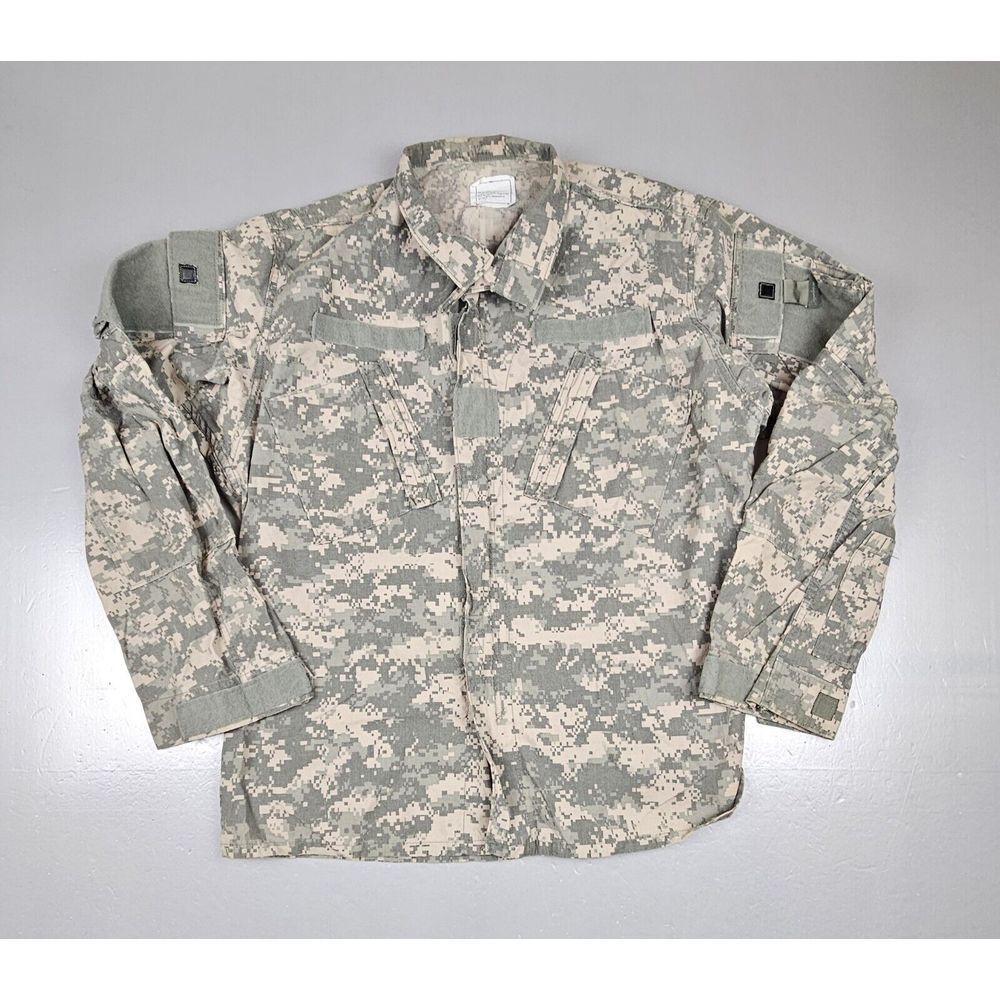 U.S. Military Army Jacket Mens Large/Long.  Full‎ Zip Digital Camo Uniform